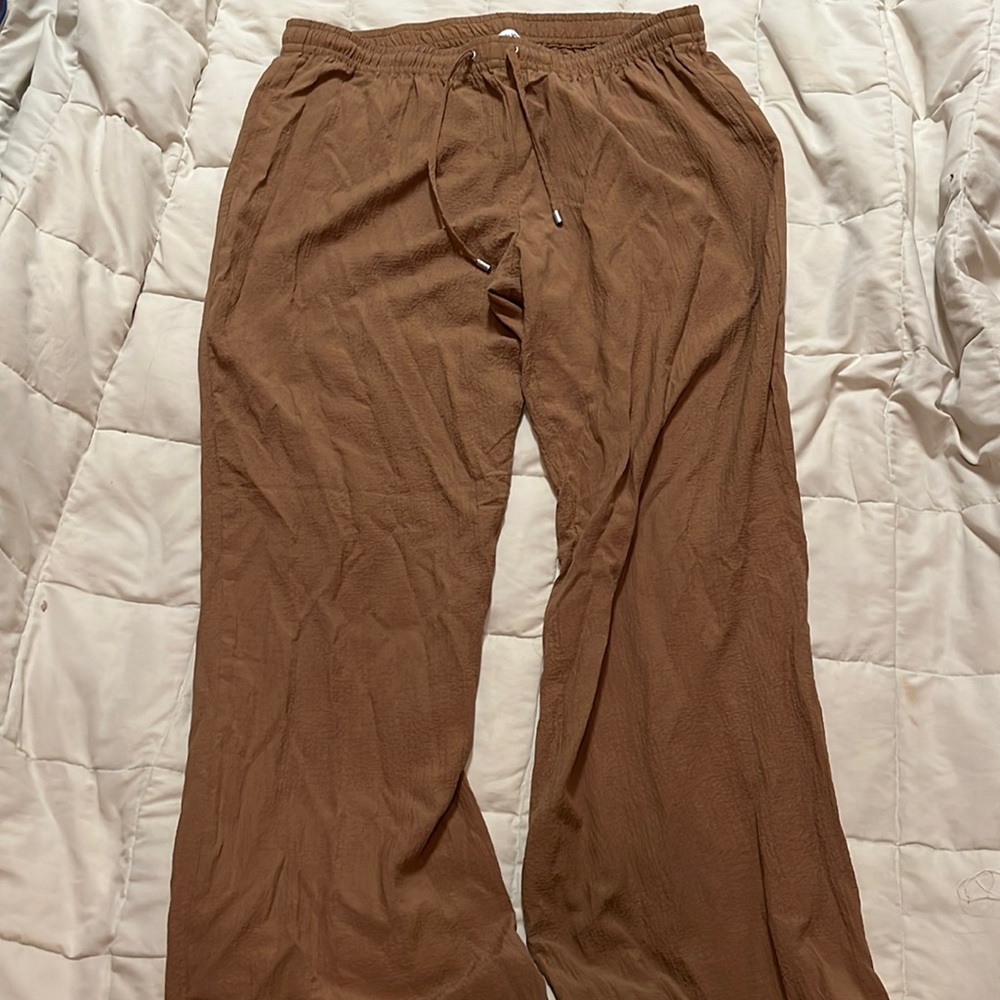 Calvin Klein wide leg lightweight pants